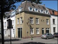 Maastricht , Bogaardenstraat 17 / Uitbelderstraat 14 