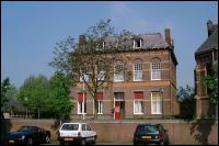 Hank, Kerkstraat 11a, 11b en 13